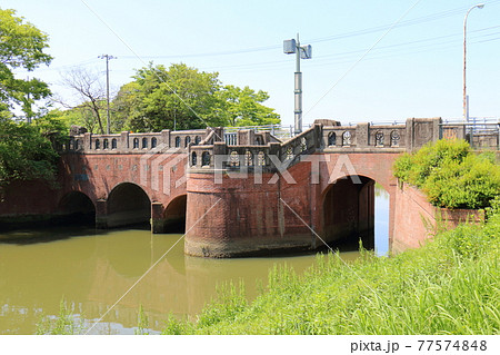 東京都葛飾区西水元の閘門橋　こうもんばし 77574848