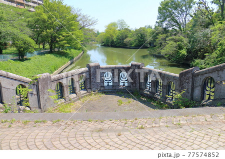 東京都葛飾区西水元の閘門橋　こうもんばし 77574852