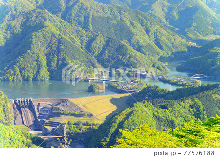 丹沢湖 神奈川県山北町の風景 77576188