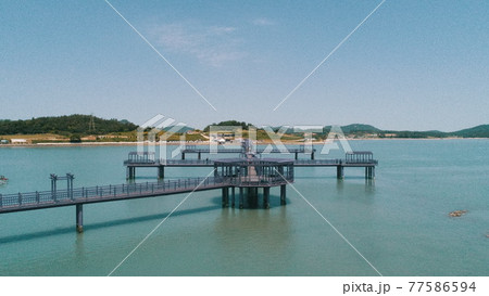 島 海 海岸 77586594