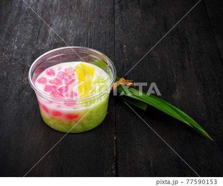 Thai dessert. Water Chestnuts in Coconut Milk. Tub Tim Grob. 77590153