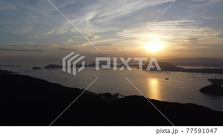 瀬戸内海と日本夜景遺産に選ばれた周南コンビナートドローン空撮『太華山』山頂から見た景色 瀬戸内海と日本夜景遺産に選ばれた周南コンビナートドローン空撮『太華山』山頂から見た景色 77591047