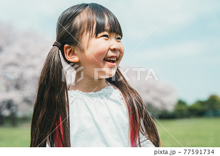 小学校新一年生 77591734
