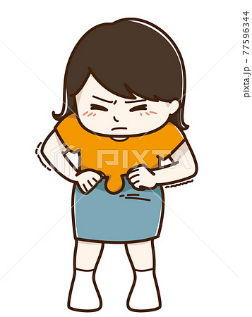 スカートのホックを閉めるのに苦労している女性 スカートのホックを閉めるのに苦労している女性 77596344