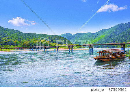 四万十川と佐田の沈下橋 四万十川と佐田の沈下橋 77599562
