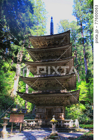 国宝五重塔・羽黒山(山形県・鶴岡市) 国宝五重塔・羽黒山(山形県・鶴岡市) 77600063