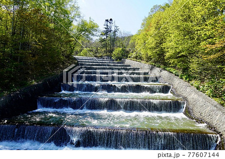 奥沢水源地の階段式溢流路 奥沢水源地の階段式溢流路 77607144