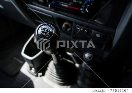 車のマニュアル 車のマニュアル 77615164