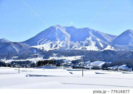 樽川橋/樽川付近より高社山方面を望む(長野県木島平村)【2021.1】 樽川橋/樽川付近より高社山方面を望む(長野県木島平村)【2021.1】 77616877