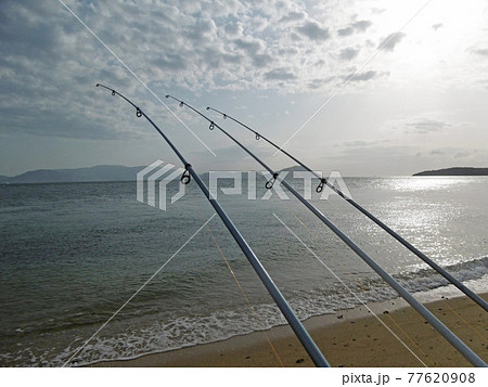 のんびり待つ釣り 77620908