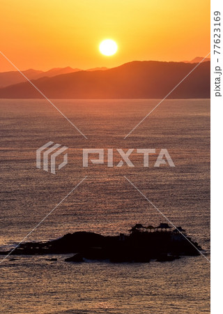日和山海岸の朝日 日和山海岸の朝日 77623169