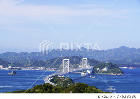 大鳴門橋遠望　青空 77623536