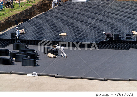 雨水貯留槽　荷降ろし 77637672