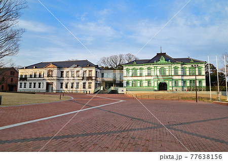 金沢市　国立工芸館 77638156