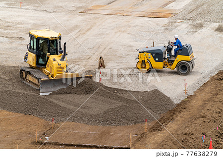 ブルドーザ 路床 整地 ロードローラ ブルドーザ 路床 整地 ロードローラ 77638279