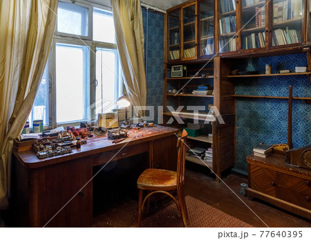 Vintage Interior with a wooden table 77640395