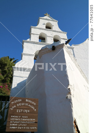 カリフォルニアの白亜の教会 カリフォルニアの白亜の教会 77641085