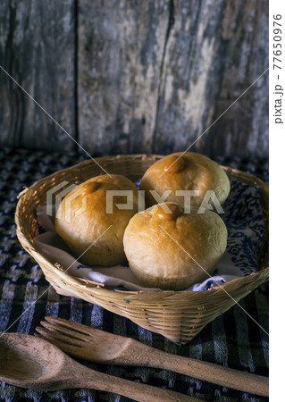 Breads filling with Thai tea flavor Breads filling with Thai tea flavor 77650976