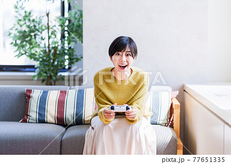 eスポーツ　オンライン対戦　ゲーム配信　ゲーム実況　【 コロナ禍 ニューノーマル 】 77651335