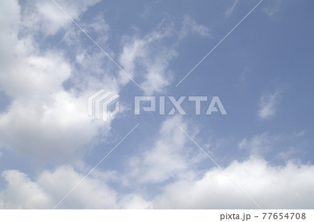 青空と雲 77654708