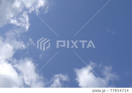 青空と雲 77654714