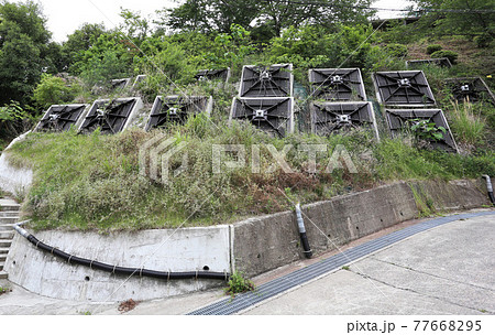 地すべり対策工事 アンカー工 地すべり対策工事 アンカー工 77668295