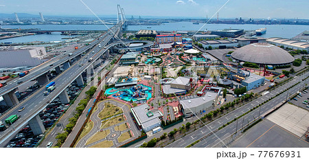 空撮したレゴランドと名古屋港の風景 空撮したレゴランドと名古屋港の風景 77676931