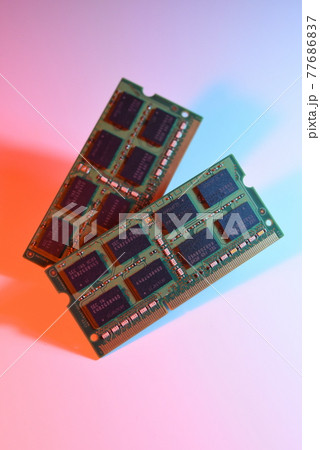 パソコンの主記憶装置（メモリ） 77686837