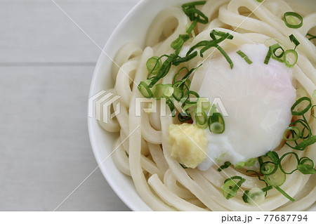 冷やし温玉ぶっかけうどん 冷やし温玉ぶっかけうどん 77687794
