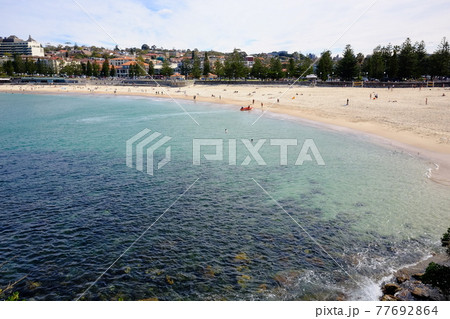 シドニーで最も美しい海岸線　Bondi to Coogee Coastal Walk　クージービーチ 77692864