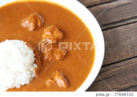 シンプルな柔らかお肉のバターチキンカレー 77696532