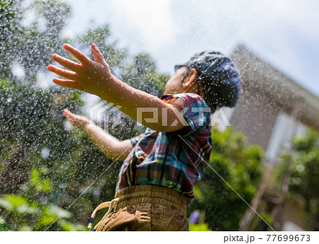 子供の夏休み 子供の夏休み 77699673