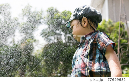 子供の夏休み 子供の夏休み 77699682
