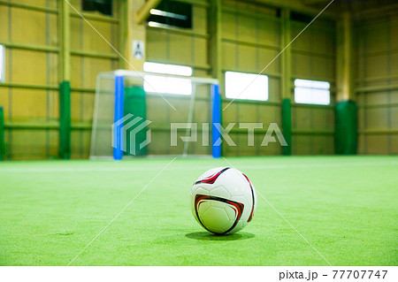屋内フットサル場 屋内フットサル場 77707747