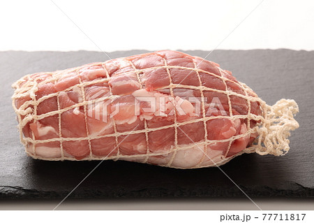 焼豚(チャーシュー用)　黒豚ももブロック肉 77711817