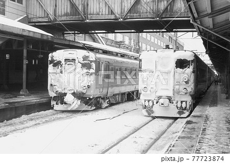 昭和50年12月の札幌駅と列車 昭和50年12月の札幌駅と列車 77723874