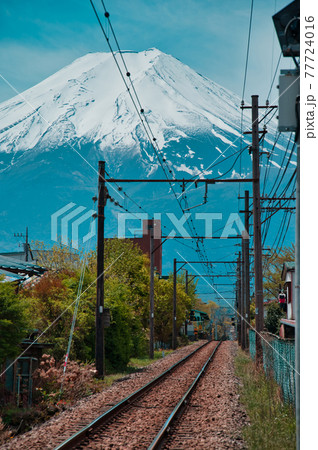 富士山のある風景 77724016