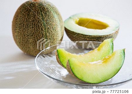 メロン カットフルーツ デザート 果物 贈答品 お中元 贈答の写真素材
