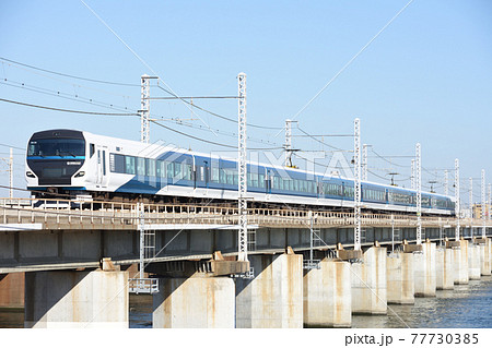 相模川を渡る E257系踊り子号 77730385