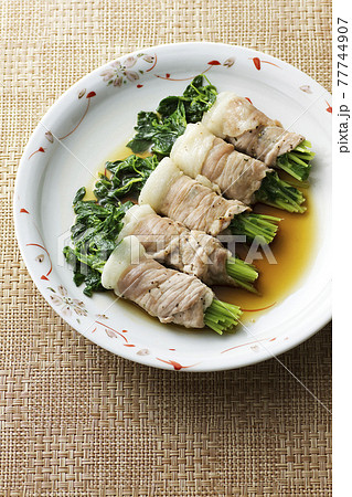 豆苗の豚肉巻き11 豆苗の豚肉巻き11 77744907