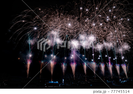 高崎花火コンクール21 若手花火師の祭典 コロナ禍開催の写真素材