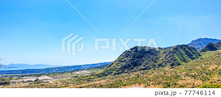 島原まゆやまロードから平成新山溶岩ドームの眺め パノラマ 【長崎県島原市】 島原まゆやまロードから平成新山溶岩ドームの眺め パノラマ 【長崎県島原市】 77746114