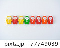 アルファベットがプリントされたドミノピースで作った「literacy」 77749039