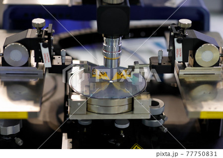 silicon semiconductor wafer on RF probe station 77750831