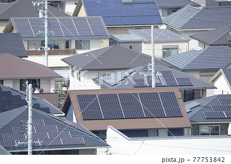 住宅の太陽光発電 77753842