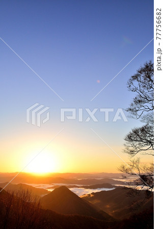大江山からの福知山盆地の雲海 77756682