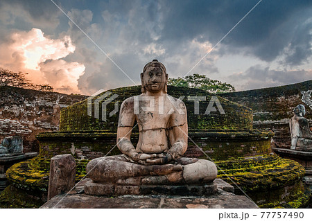 Meditating buddha statue in ancient city of Polonnaruwa, North Central Province, Sri Lanka 77757490