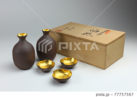 清水焼 蛮金箔瓢型 酒器揃 徳利 盃 杯 お猪口 骨董品 77757567