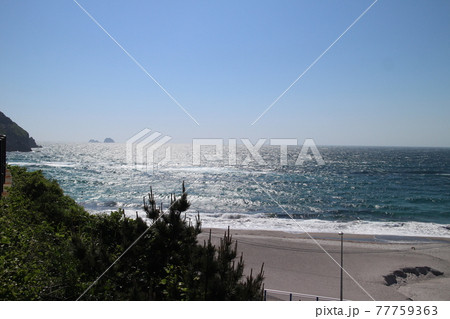 神津島・前浜海岸の風景 神津島・前浜海岸の風景 77759363