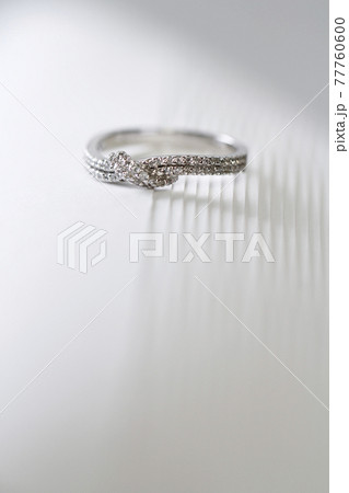 ダイヤモンド 結婚指輪 リング 77760600